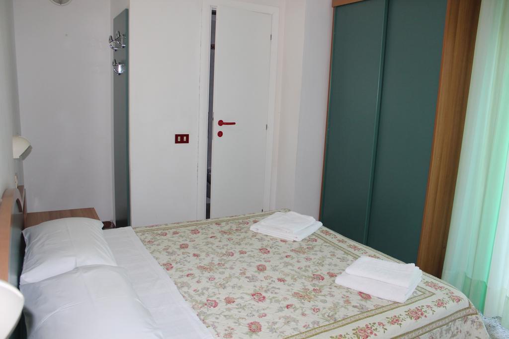 Hotel Santini Rimini Cameră foto