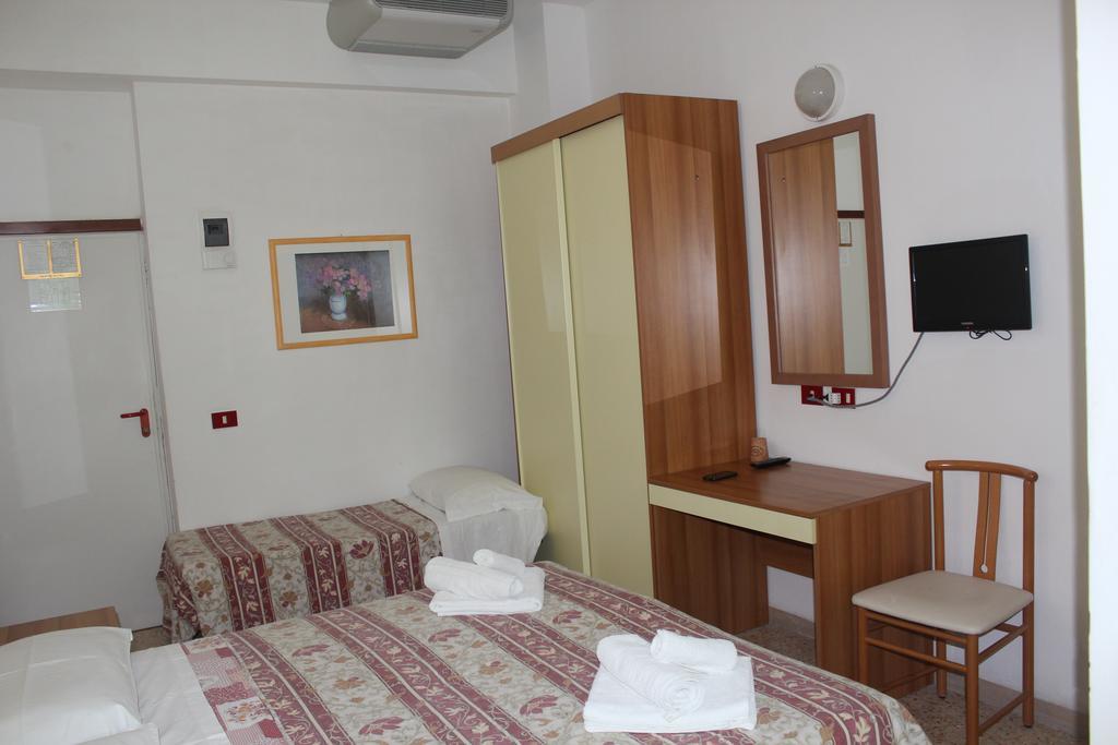 Hotel Santini Rimini Cameră foto